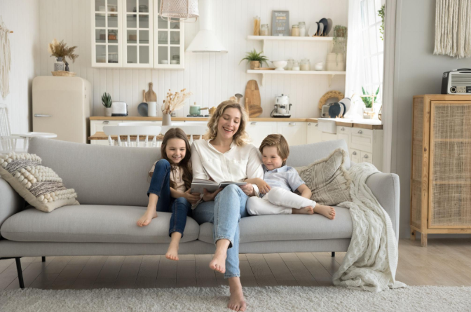 https://famousparenting.net/